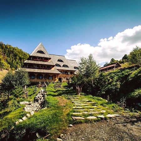 Conacul Drahneilor Ruscova Exterior foto